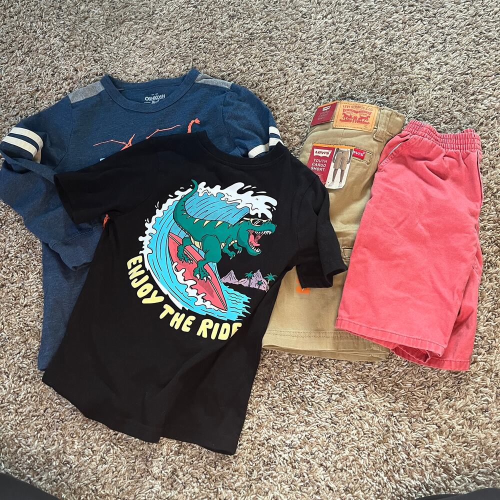 Boys Size 7 Lot of 4 Osh Kosh‎ Levi's T Shirt Casual Short Graphic Dinosaur